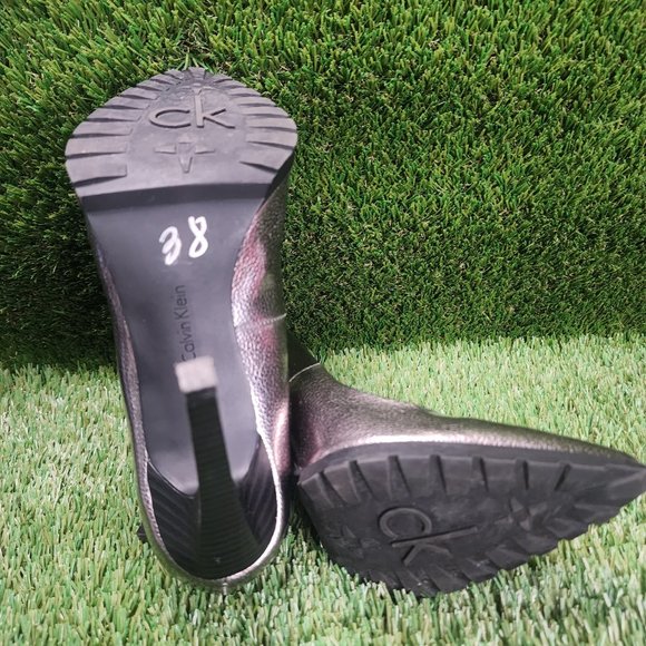 CALVIN KLEIN - Silver Pewter Stiletto Heel Pumps - BRAND NEW - Picture 3 of 4